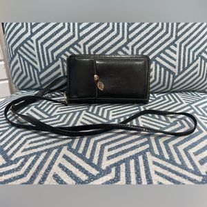 Crossbody - Exterior Phone Pouch - Purse - Wallet